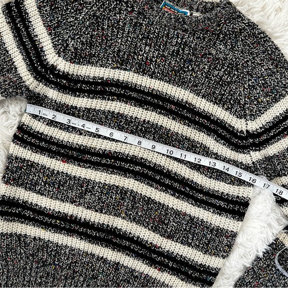 Vintage 80s 90s retro graphic wool sweater - Picture 4 of 7